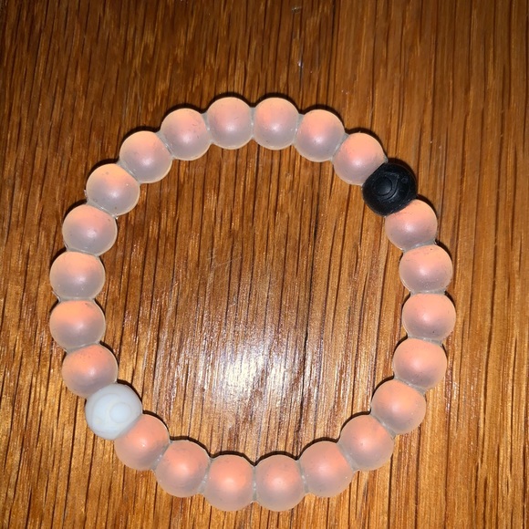 Bundle of 8 lokai bracelets - Picture 8 of 9